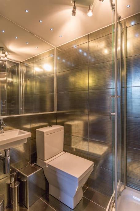 Prime Edinburgh City Centre - 4 Bed Penthouse Экстерьер фото