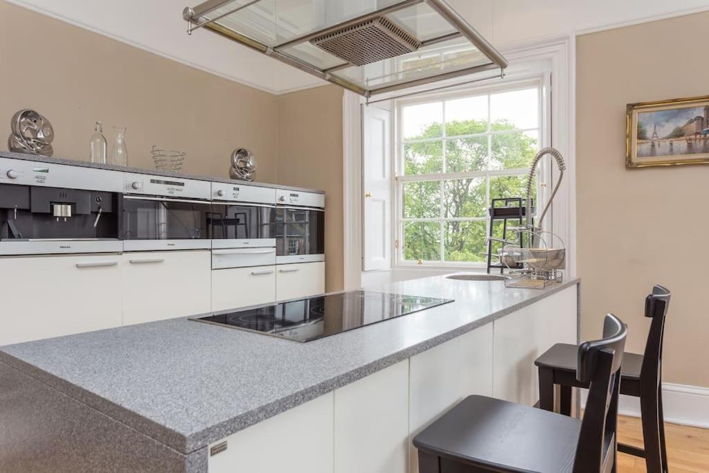 Prime Edinburgh City Centre - 4 Bed Penthouse Экстерьер фото